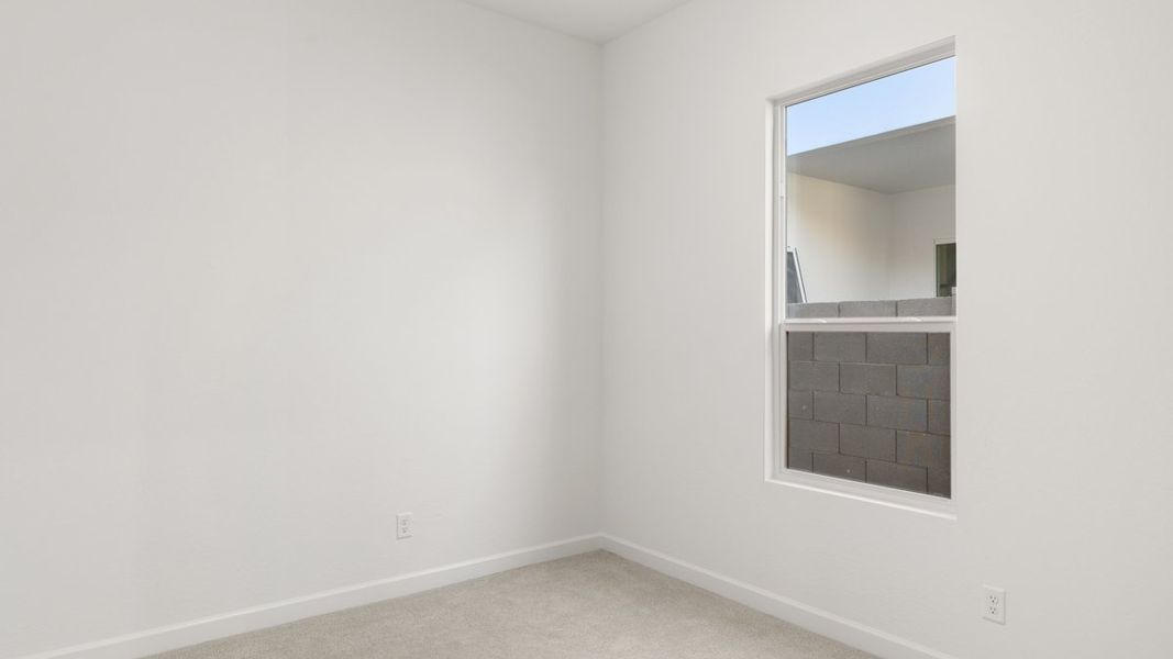 Spacious, unfurnished interior of a new home in The Ridge at Stone Butte, Phoenix (Image 17).