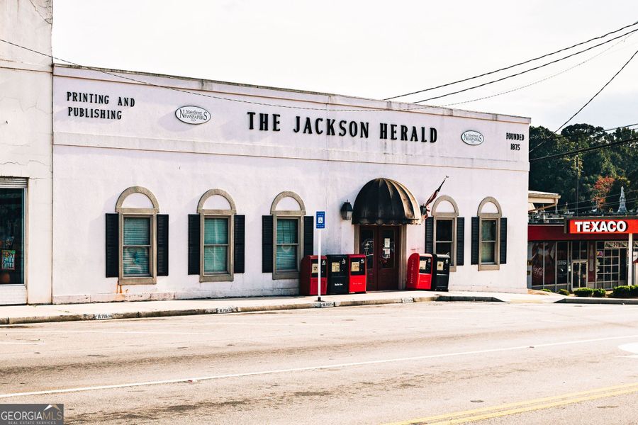 Front exterior of a new home in Mallard’s Landing, Jefferson, GA, highlighting curb appeal (Image 30).