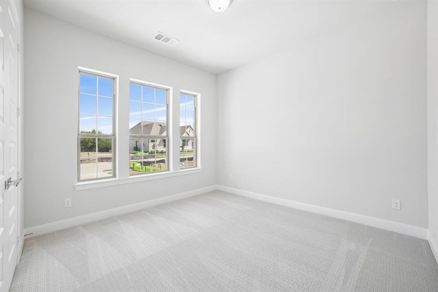 Spacious, unfurnished interior of a new home in Terraces – Classics, Rockwall (Image 17). Spacious, unfurnished interior of a new home in Terraces – Classics, Rockwall (Image 17).