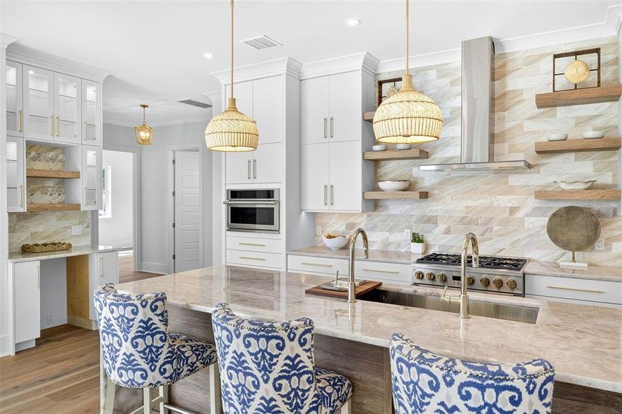 Furnished interior view inside a new home in , St. Petersburg (Image 40).