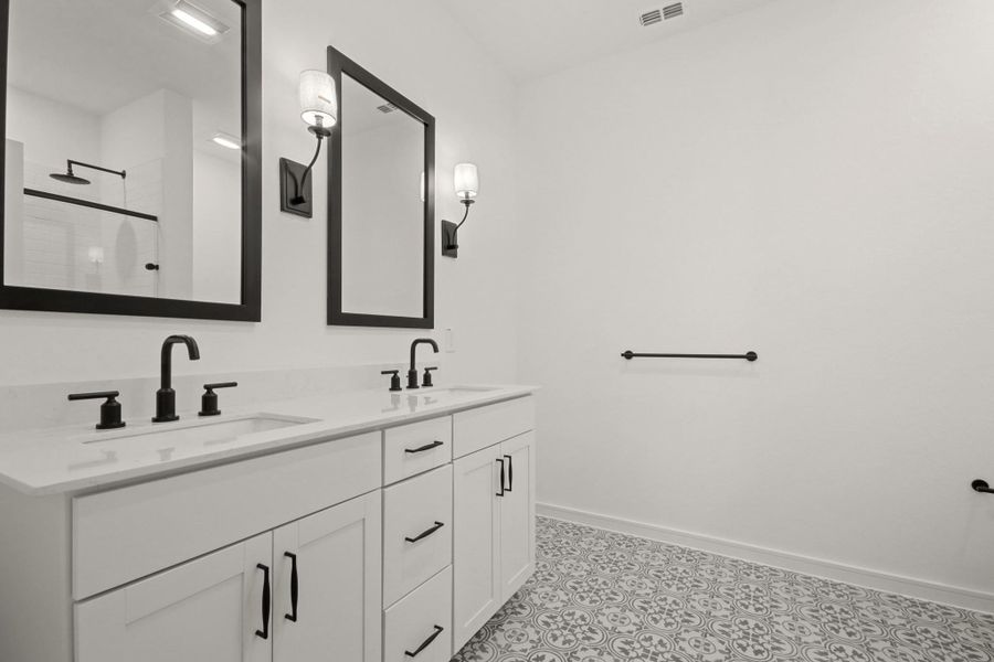 Relaxing primary bath (*Photo not of actual home and used for illustration purposes only.)