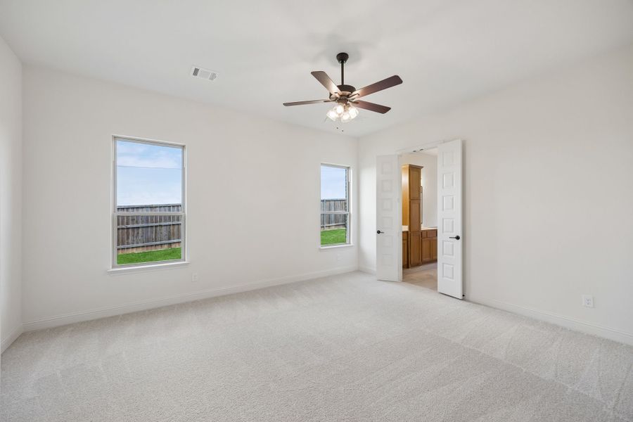 Spacious, unfurnished interior of a new home in Country Lakes, Denton (Image 17). Spacious, unfurnished interior of a new home in Country Lakes, Denton (Image 17).