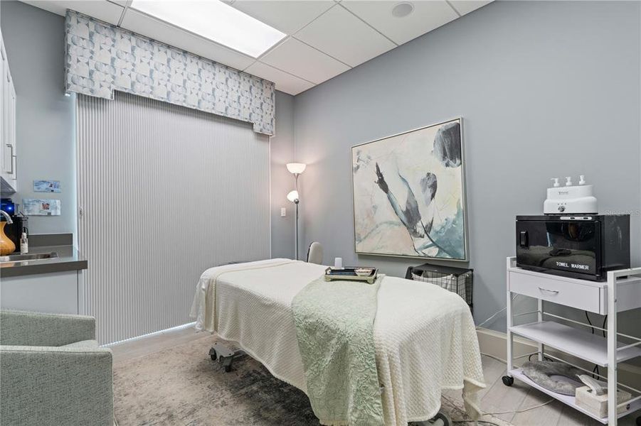 Furnished interior view inside a new home in , Punta Gorda (Image 63).