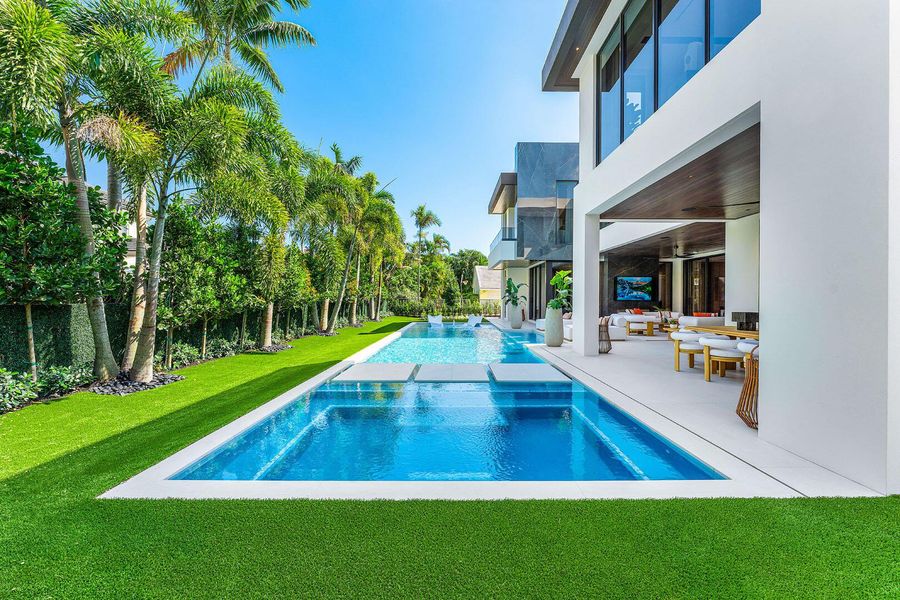 Image 33 of a home in .