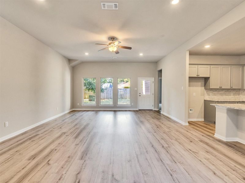 Spacious, unfurnished interior of a new home in , West Columbia (Image 10).