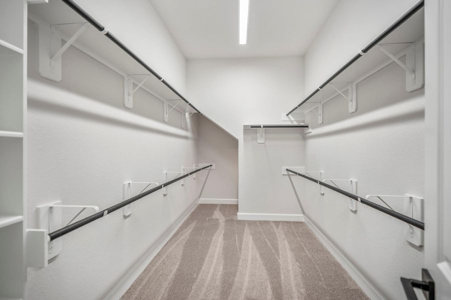 Spacious, unfurnished interior of a new home in Jordan Ranch 70' Lots, Fulshear (Image 36). Spacious, unfurnished interior of a new home in Jordan Ranch 70' Lots, Fulshear (Image 36).