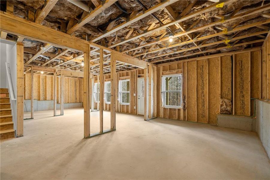 Spacious, unfurnished interior of a new home in Riverwood, Dallas (Image 38). Spacious, unfurnished interior of a new home in Riverwood, Dallas (Image 38).
