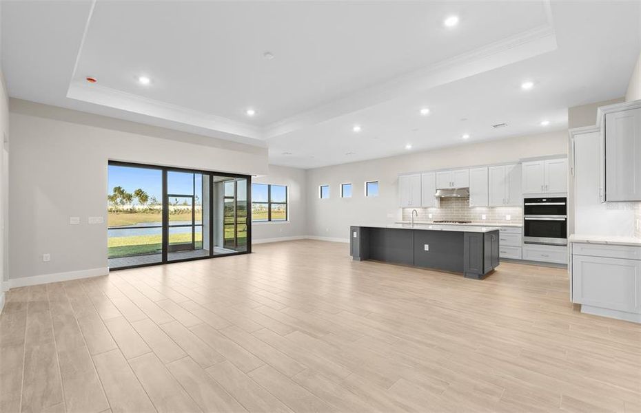 Spacious, unfurnished interior of a new home in Del Webb Catalina, Lakewood Ranch (Image 33).