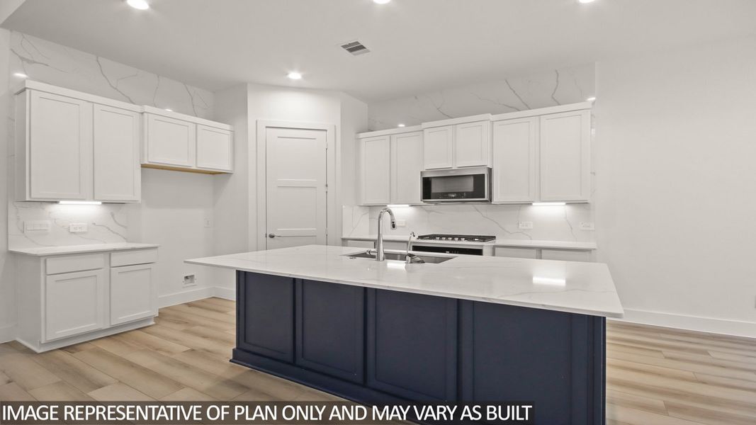 Representative furnished interior of a home built from the Tourmaline by D.R. Horton in Hills of Westlake, Conroe (Image 5). Representative furnished interior of a home built from the Tourmaline by D.R. Horton in Hills of Westlake, Conroe (Image 5).