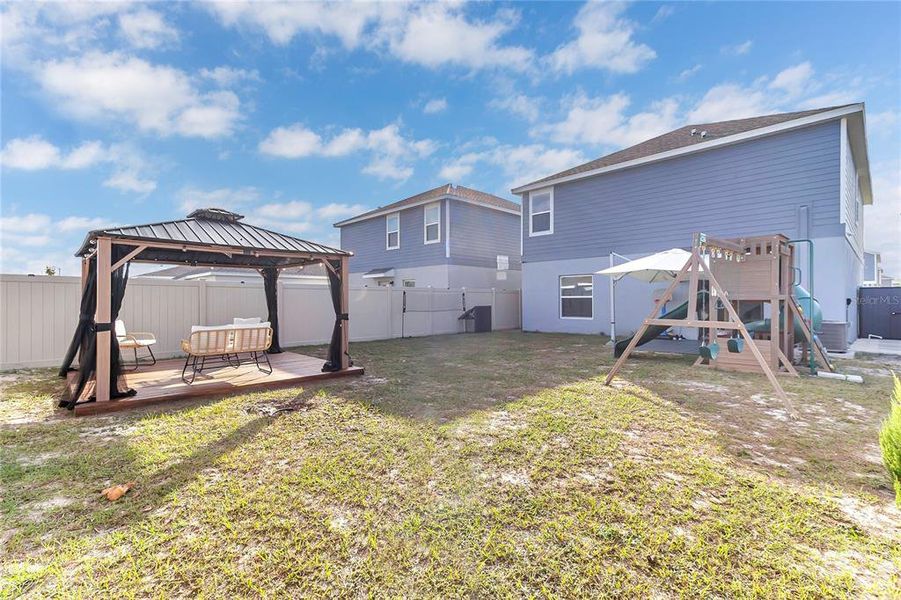 Exterior details and patio area of a home in Peace Creek Reserve, Winter Haven (Image 22).