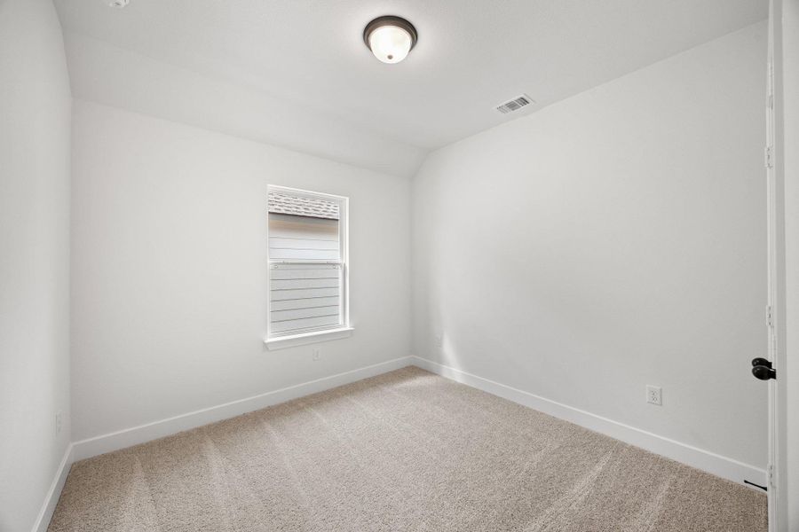 Spacious, unfurnished interior of a new home in Parmer Ranch - 40', Georgetown (Image 15). Spacious, unfurnished interior of a new home in Parmer Ranch - 40', Georgetown (Image 15).