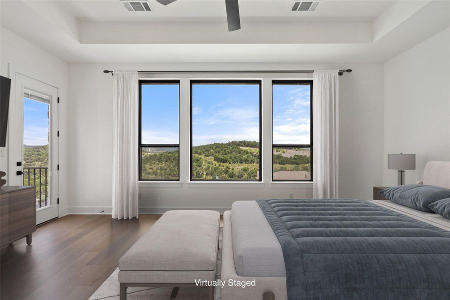 Furnished interior view inside a new home in The Estates at Rough Hollow Vista Ridge, Lakeway (Image 19).