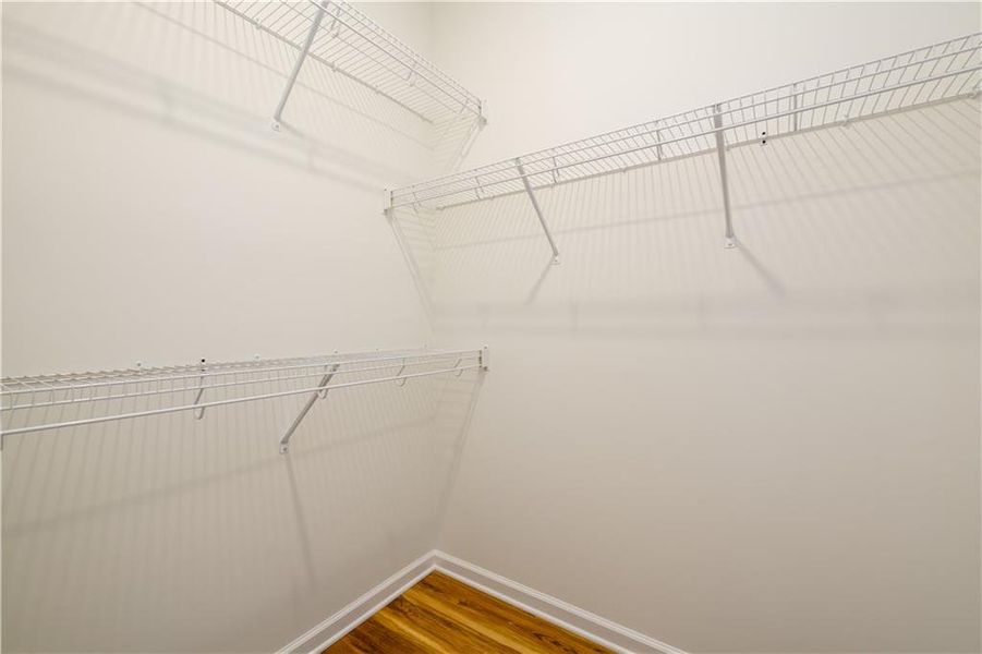 Spacious, unfurnished interior of a new home in , Atlanta (Image 28).