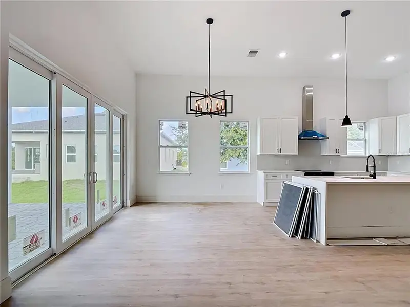 Spacious, unfurnished interior of a new home in , Port Charlotte (Image 23).