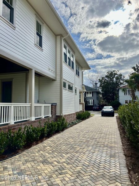 Exterior details and patio area of a home in , Jacksonville (Image 4).