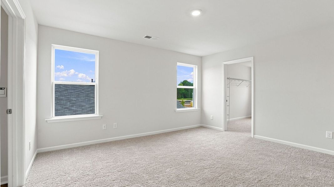 Spacious, unfurnished interior of a new home in Carter Ridge, Greenville (Image 23).