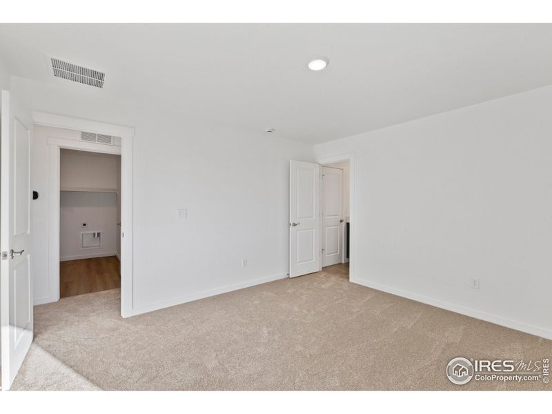 Spacious, unfurnished interior of a new home in Trevenna, Windsor (Image 21). Spacious, unfurnished interior of a new home in Trevenna, Windsor (Image 21).
