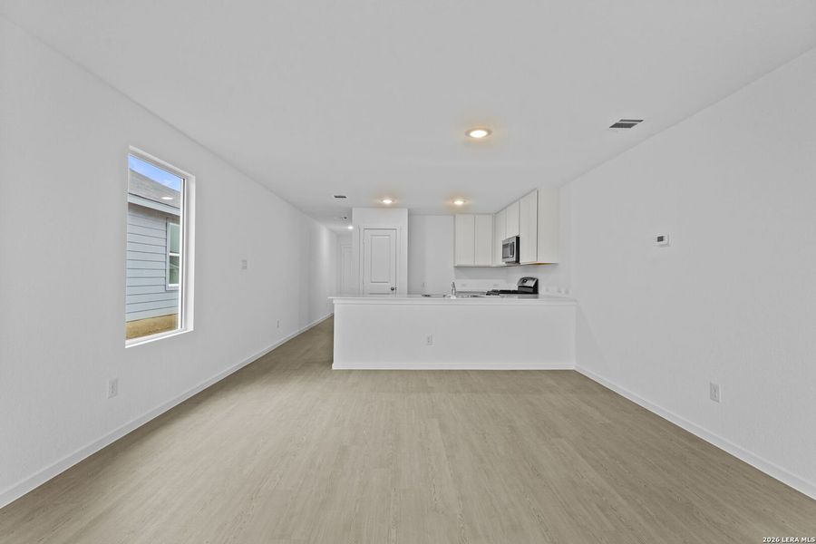 Spacious, unfurnished interior of a new home in , New Braunfels (Image 11). Spacious, unfurnished interior of a new home in , New Braunfels (Image 11).