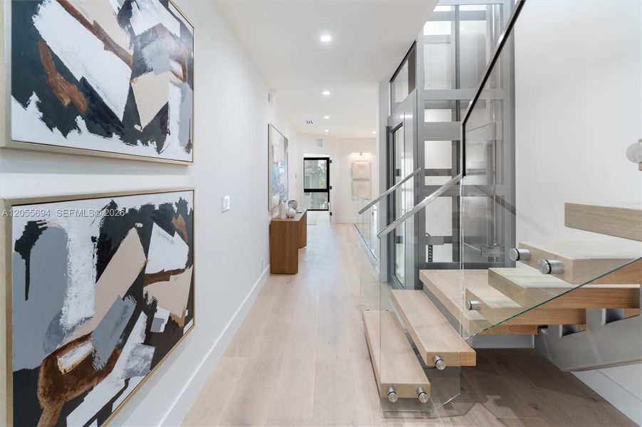 Furnished interior view inside a new home in , Fort Lauderdale (Image 69).