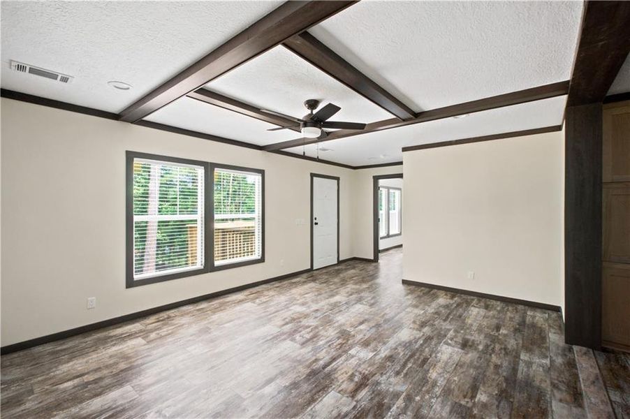 Spacious, unfurnished interior of a new home in , Rome (Image 18).