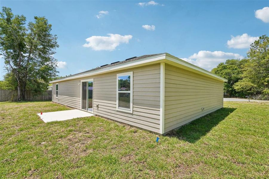 Exterior details and patio area of a home in , Ocala (Image 17).