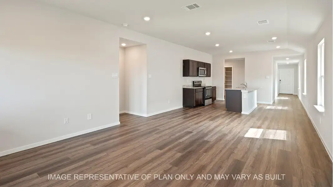 Spacious, unfurnished interior of a new home in Midtown Reserve, College Station (Image 10).