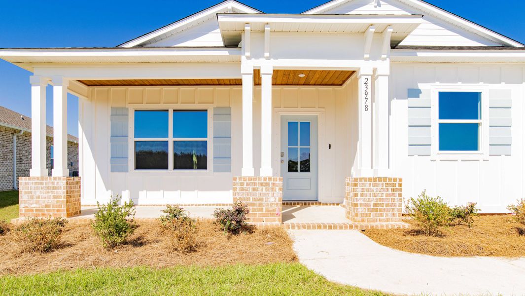 Representative exterior details of a home built from the Harmony by Maronda Homes in Seminole Bend, Pensacola (Image 3).