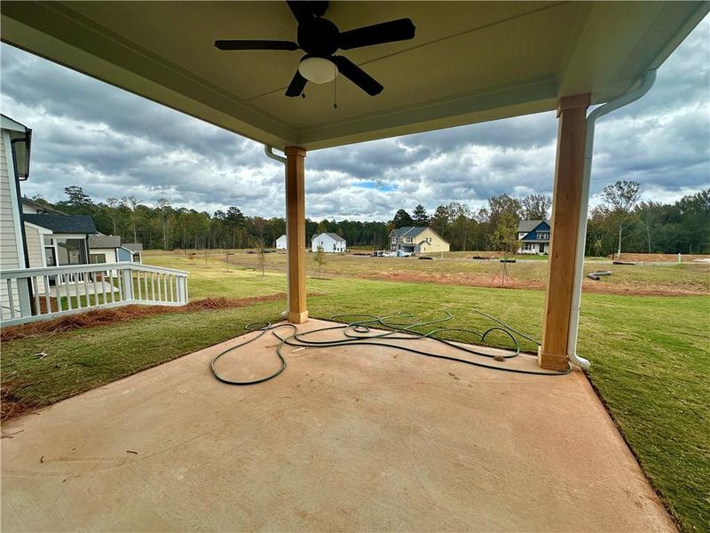 Community amenities in Twin Lakes, Hoschton (Image 23).