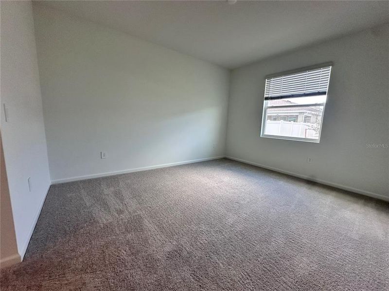 Spacious, unfurnished interior of a new home in Bridgewalk, St. Cloud (Image 16).