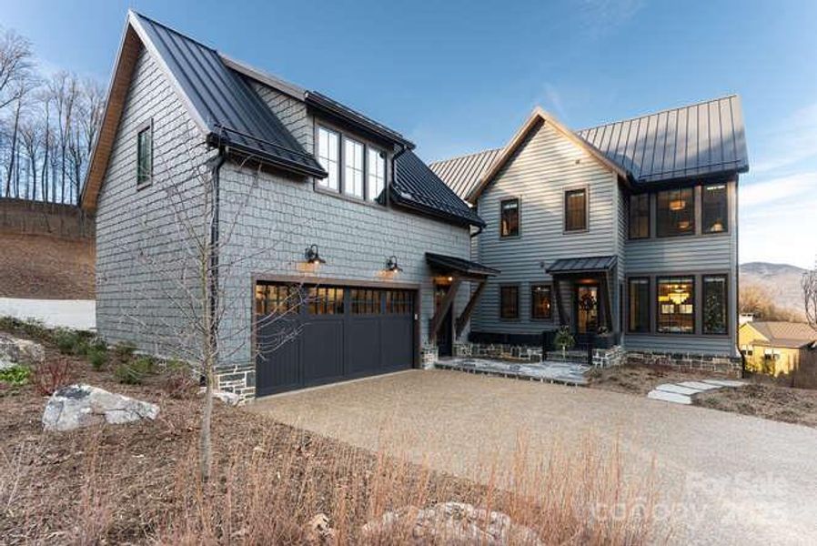 Image 30 of a home in .