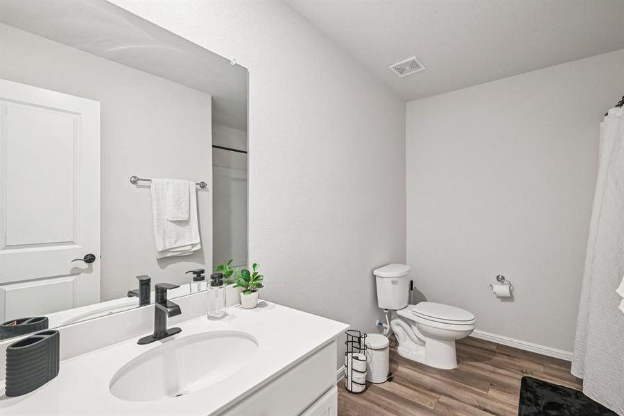 Furnished interior view inside a new home in , Venus (Image 11).