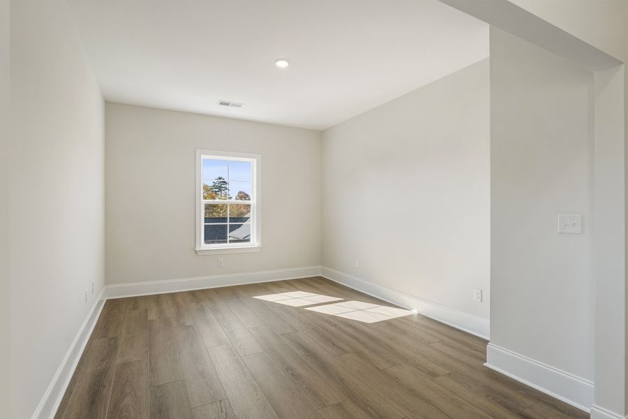 Spacious, unfurnished interior of a new home in Lakeside Saluda, Greenville (Image 25). Spacious, unfurnished interior of a new home in Lakeside Saluda, Greenville (Image 25).
