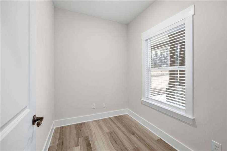 Spacious, unfurnished interior of a new home in , Dallas (Image 23).