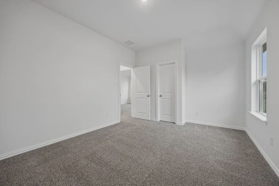 Spacious, unfurnished interior of a new home in Avondale, Fate (Image 22).