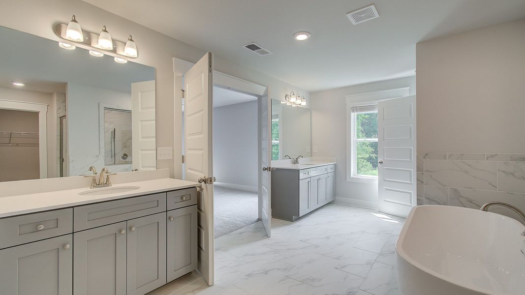 Representative furnished interior of a home built from the Clarity by DRB Homes in Saddleridge, Senoia (Image 27).