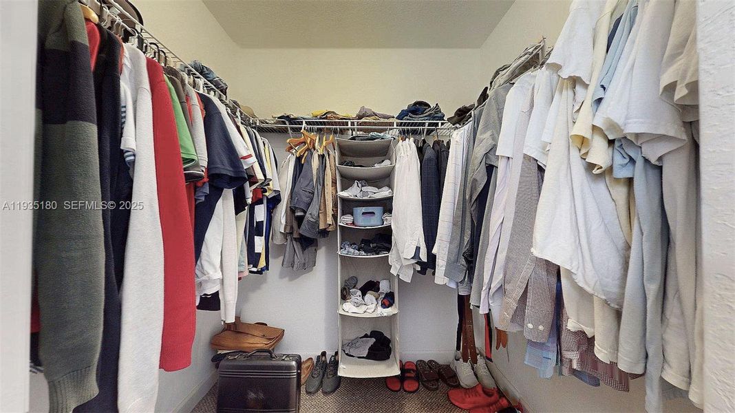 Close-up of interior finishes inside a home in , Florida City (Image 19).