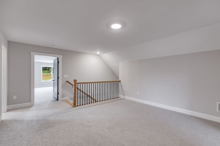 Spacious, unfurnished interior of a new home in Harmon Springs, Carrollton (Image 41).