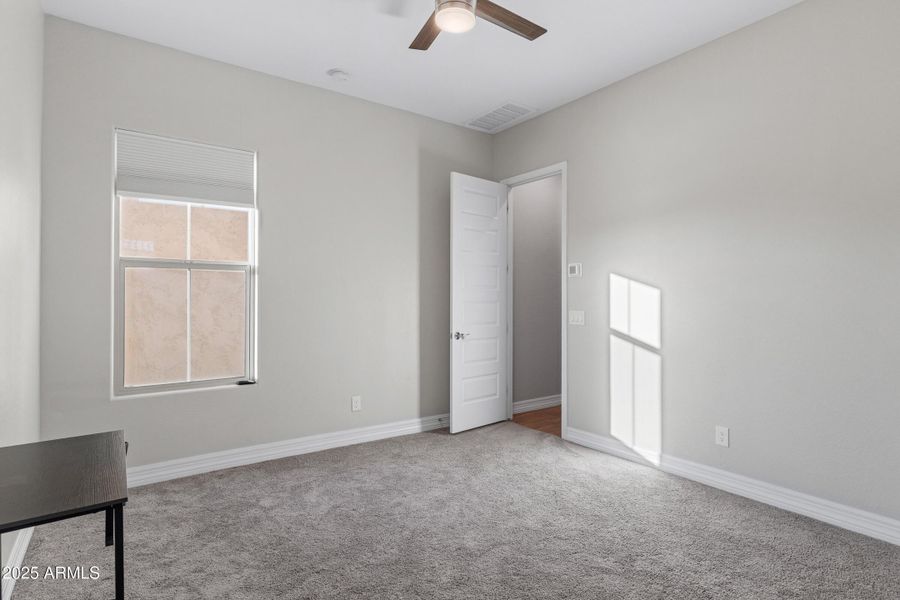 5211 S Del Rancho-27