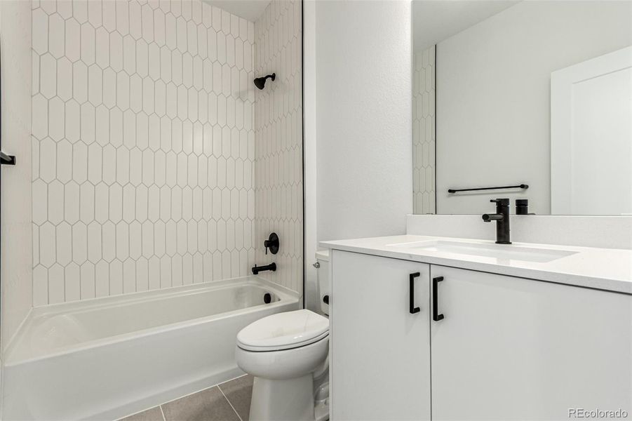 Furnished interior view inside a new home in West Grange, Longmont (Image 11).