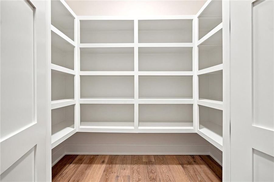 Spacious, unfurnished interior of a new home in , Milton (Image 63).