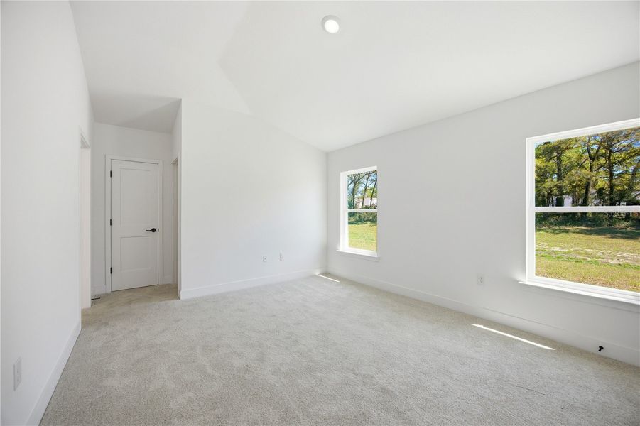 Spacious, unfurnished interior of a new home in Country Way South, Newberry (Image 14).