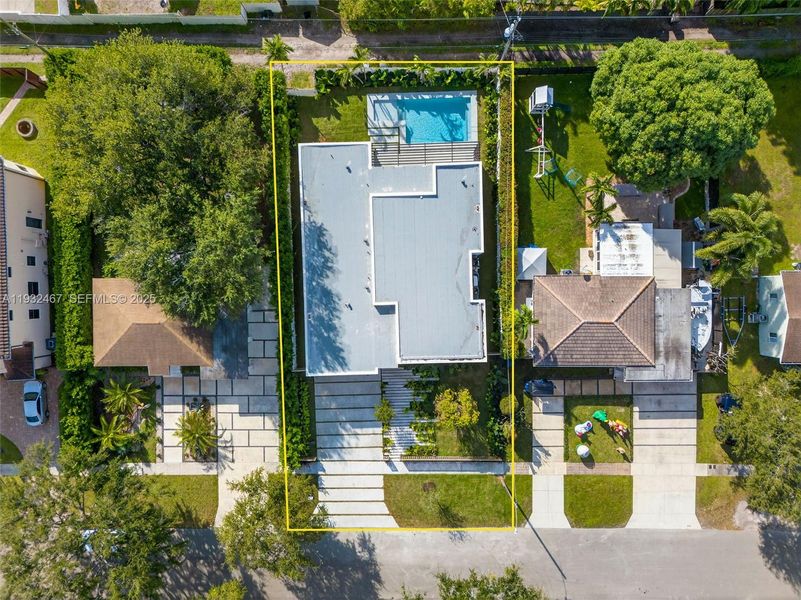 Community amenities in , Miami Springs (Image 29).