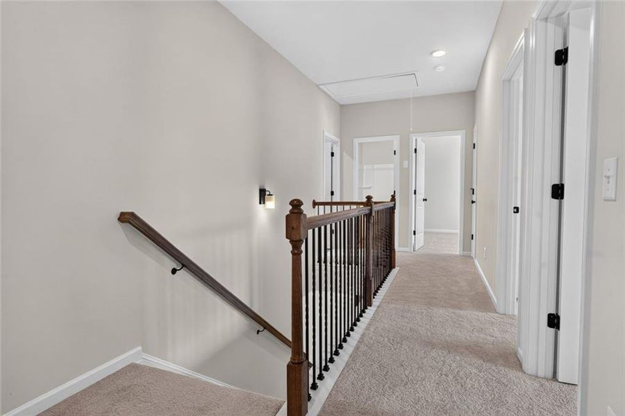 Spacious, unfurnished interior of a new home in Saddle Ridge, Calhoun (Image 31).