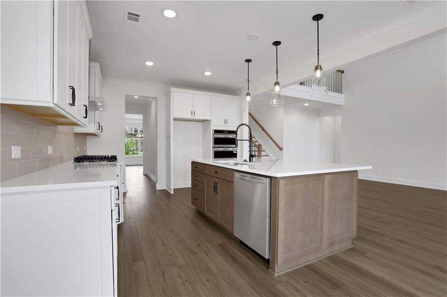 Furnished interior view inside a new home in Twin Lakes, Hoschton (Image 6).