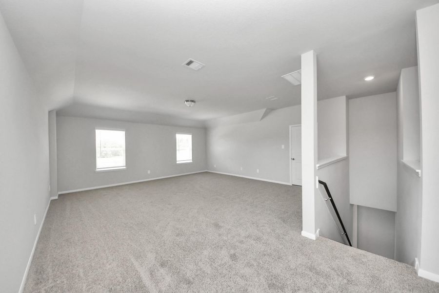Spacious, unfurnished interior of a new home in Montgomery Ridge: Landmark Collection, Montgomery (Image 29).