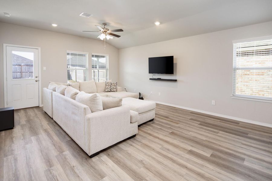 Furnished interior view inside a new home in , Navasota (Image 6).