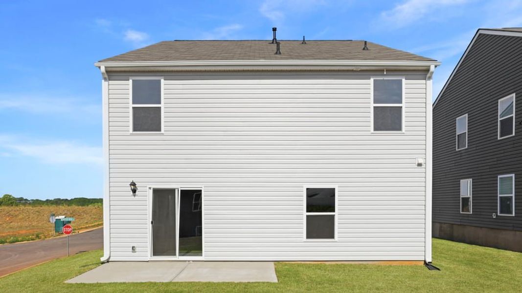 Exterior details and patio area of a home in Cedar Gap, Fountain Inn (Image 3).