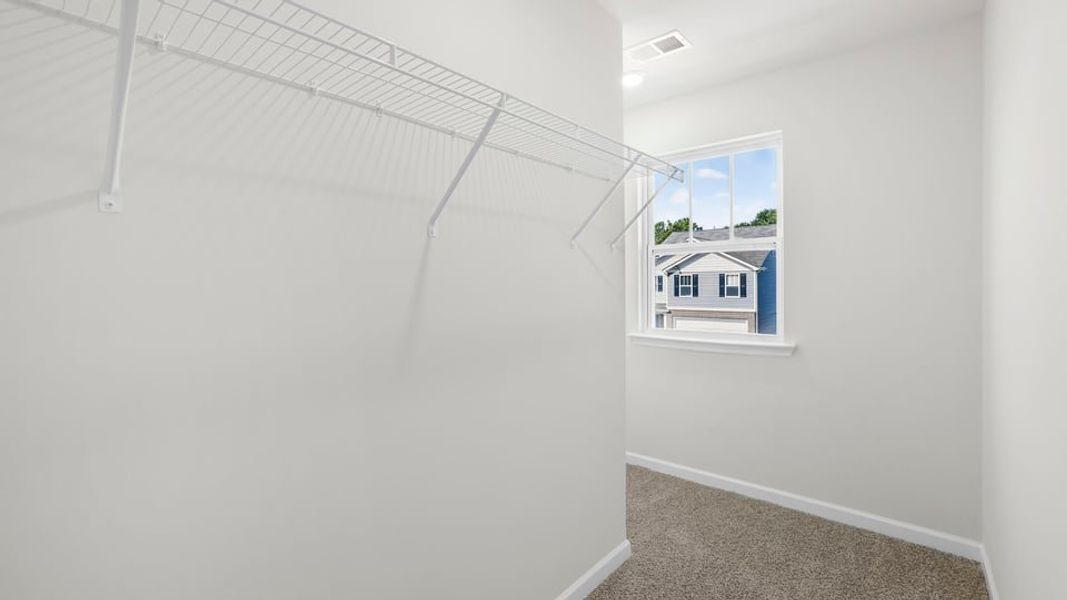 Spacious, unfurnished interior of a new home in Varner Station, Woodruff (Image 31).