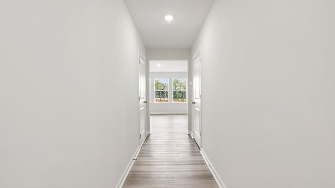Spacious, unfurnished interior of a new home in Varner Station, Woodruff (Image 14).