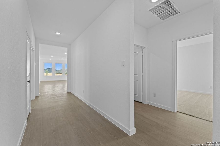 Spacious, unfurnished interior of a new home in Gatehouse: Classic Collection, New Braunfels (Image 14). Spacious, unfurnished interior of a new home in Gatehouse: Classic Collection, New Braunfels (Image 14).